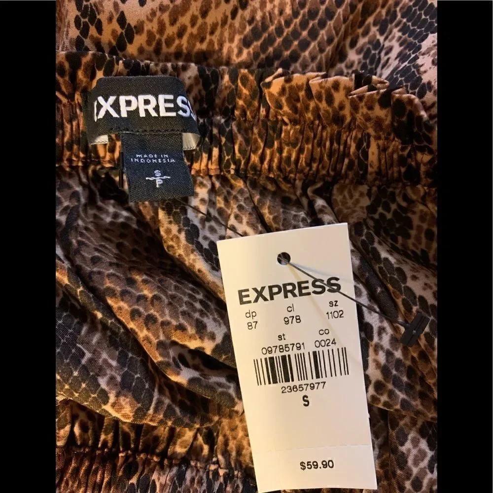 Express Top  - Picture 9 of 9